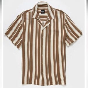 Tilly’s Men's Casual Brown and White Stripped Shirt Size Large